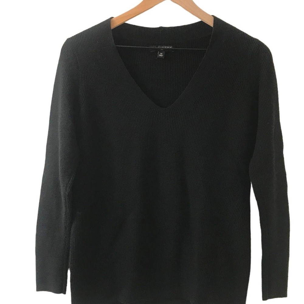 Banana Republic Factory Black Wool Blend V-neck Sweater - Medium